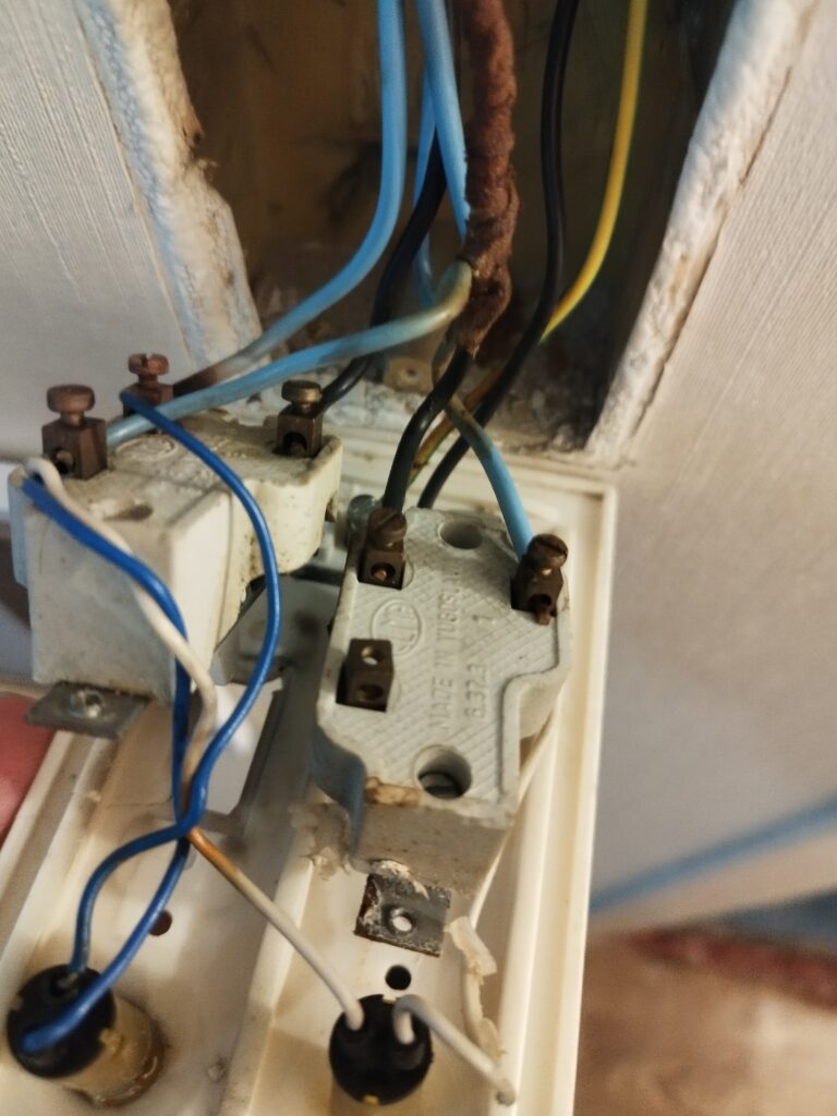 Električarske kućne popravke